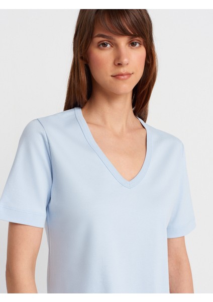 31840 V Yaka Kısa Kollu T-Shirt-Açık Mavi modelleri