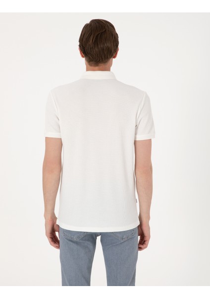 Erkek Beyaz Slim Fit Örme Dokulu Polo Yaka Tişört 50309959-VR013 indirimleri
