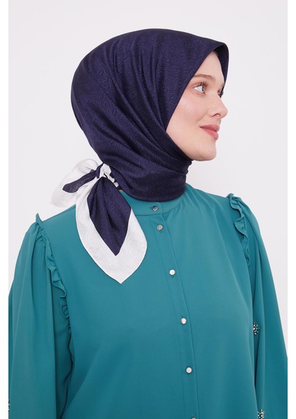Ekru-Laci Halka Desen Monogram Eşarp