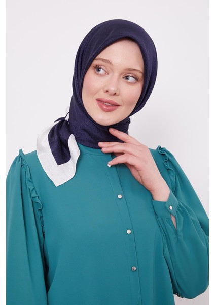 Ekru-Laci Halka Desen Monogram Eşarp fiyatları