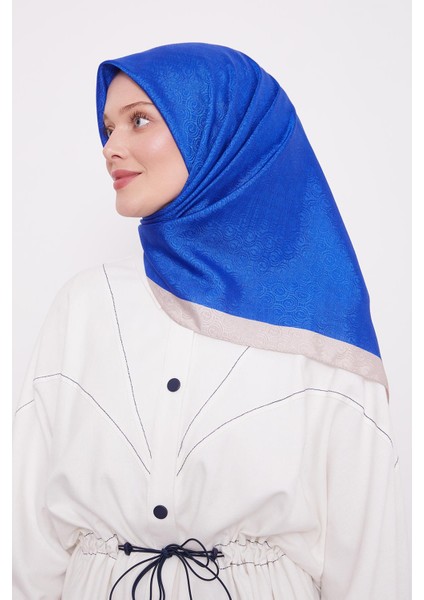 Saks Halka Desen Monogram Eşarp