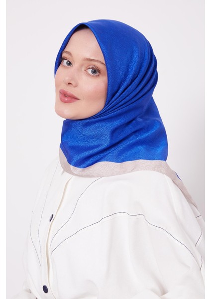 Saks Halka Desen Monogram Eşarp