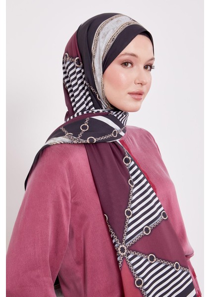 Siyah Zincir Desen Love