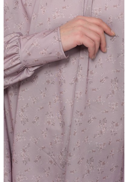 Pratik Iki Parça Çiçek Desenli Yarasa Kollu Başörtülü Likralı Tesettür Namaz Elbisesi 992-0211