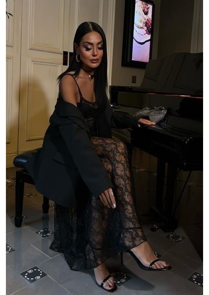 Full Dantel Askılı Elbise fırsatları