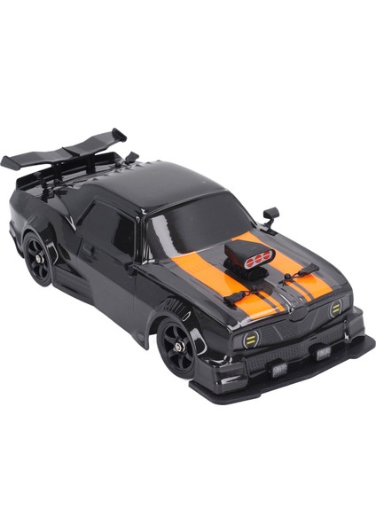 16A04 1/16 Rc Drift Araba 4 Çekişli LED Işık 18 Km / Saat Yüksek Hızlı Anti Parazit 2.4 Ghz Rc Araba Üçlü Piller (Dahil) (Yurt Dışından)
