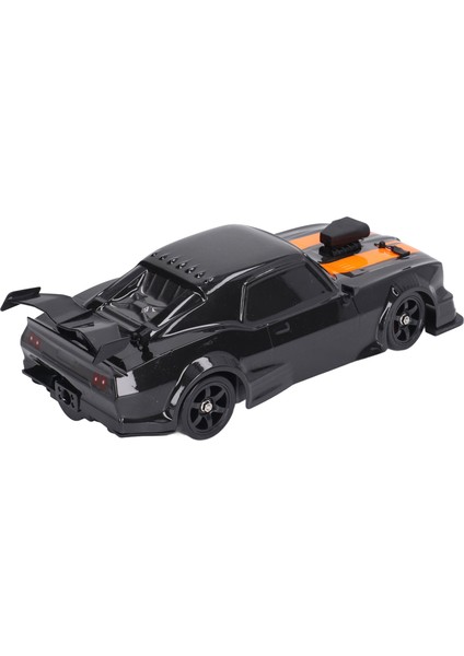 16A04 1/16 Rc Drift Araba 4 Çekişli LED Işık 18 Km / Saat Yüksek Hızlı Anti Parazit 2.4 Ghz Rc Araba Üçlü Piller (Dahil) (Yurt Dışından)