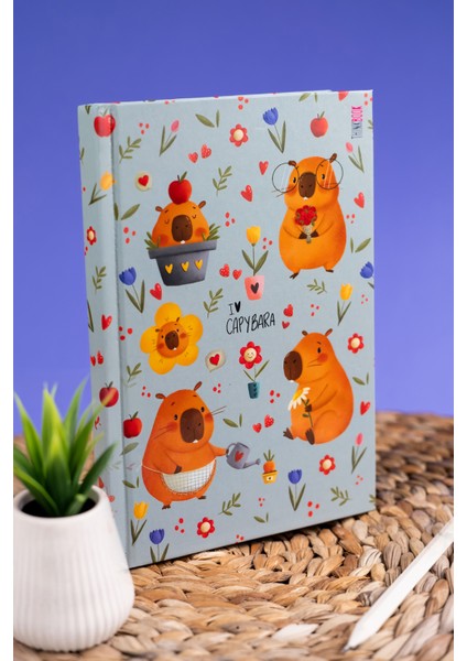 Capybara Çiçekler Sert Kapaklı Defter 14X20