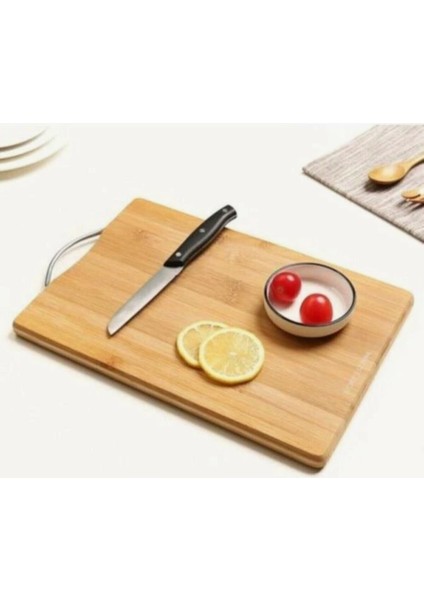 Bambu Kulplu Kesme Tahtası 22 x 32