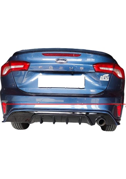 Ford Focus 4 Sedan Arka Ek (Plastik)(Boyasız)