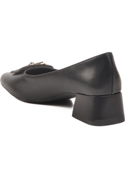Siyah Kadın Klasik Topuklu Ayakkabı fırsatları