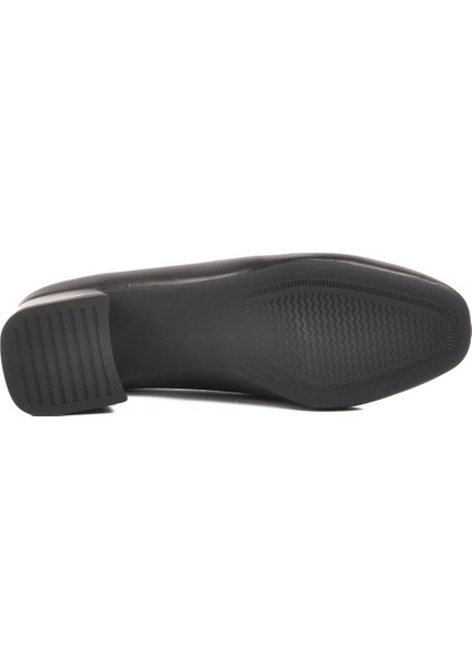 Siyah Kadın Klasik Topuklu Ayakkabı indirimleri