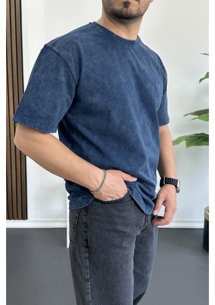 Erkek Oversize Geniş Kesim Yıkamalı Kumaş Nakış Logolu Tişört Mavi EDW366 modelleri