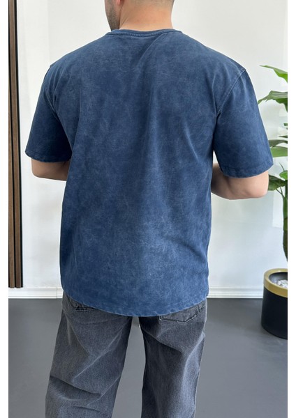 Erkek Oversize Geniş Kesim Yıkamalı Kumaş Nakış Logolu Tişört Mavi EDW366 fırsatları