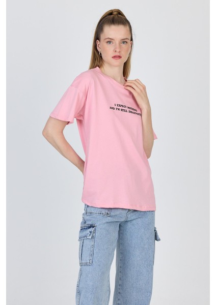 Pembe Yazı Baskılı %100 Pamuk Oversize Tişört 2150-8M fiyatları