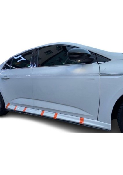 Renault Megane 4 Sedan Yan Marşpiyel (Plastik)(Boyasız)