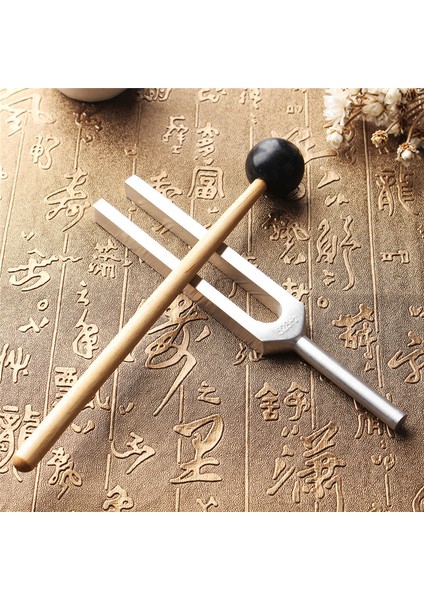 Tuning Alüminyum 528HZ Çatal Çakra Çekiç Topu Teşhis + Hediye Malle Rahatlatıcı Hediye (Yurt Dışından) fiyatları