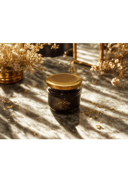 Siyah Altın Mum – Egzotik Ylang-Ylang Kokulu El Yapımı Mum 8x7 cm