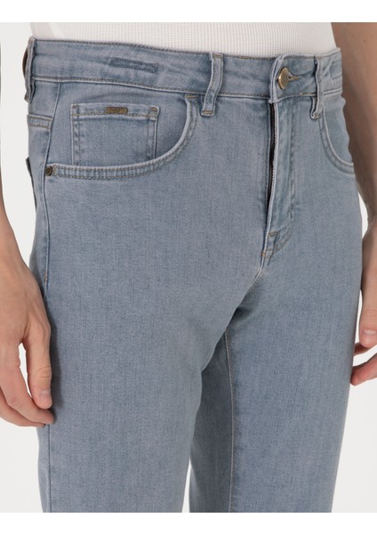 Erkek Açık Mavi Slim Fit Jean Pantolon 50302733-VR003