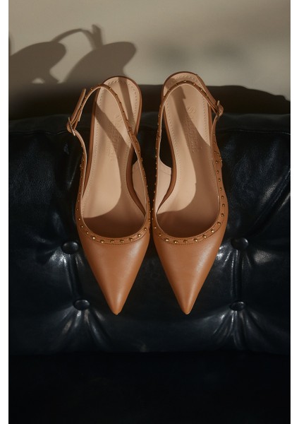Bej Cilt Zınbalı Sivri Burun Kadın Topuklu Ayakkabı fiyatları