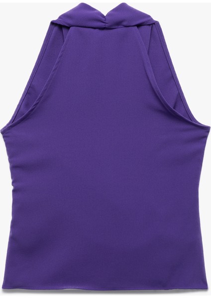 Krep Kumaş Aksesuar Detaylı Kruvaze Kolsuz Bluz fiyatları