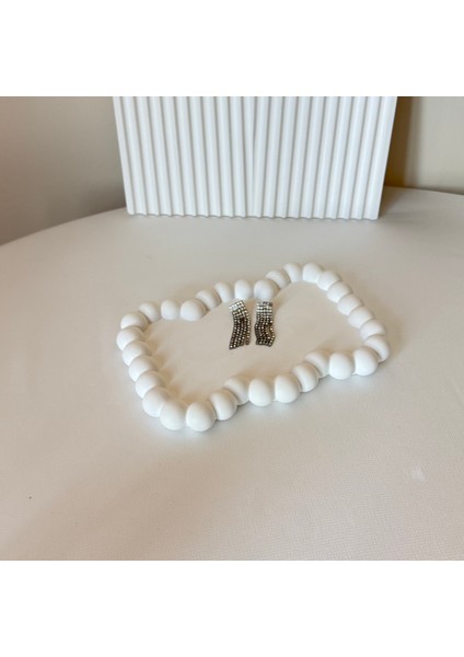 Bulut Desenli Minimalist Boncuk Detaylı Beyaz Sunumluk & Takı Tabağı indirimleri