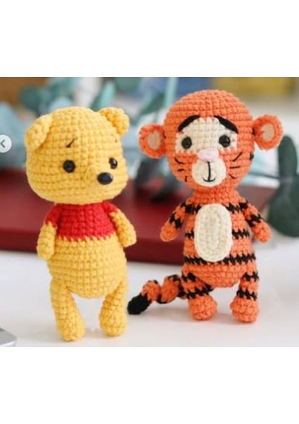 El Örgüsü Winnie The Pooh ve Tigger Anahtarlık (Anahtarlık Aparatı Takılıp Gönderilir)