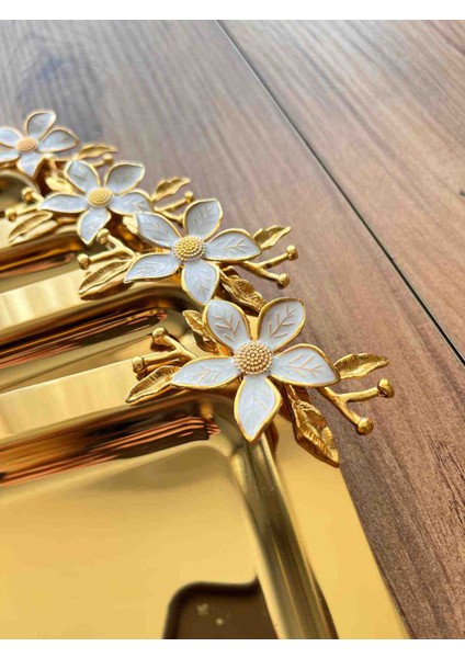 Lüx 6 adet Mineli Papatyalı Gold Kare Sunum Tepsisi Kahve ve Sunum Tepsisi