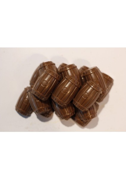 Çilek Çikolata Dolgulu Fıçı Sütlü Hediyelik Çikolata (750 Gr)