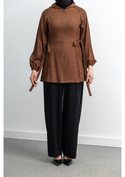 Şerit Detaylı Kapüşonlu Fermuarlı Ceket - Kahve