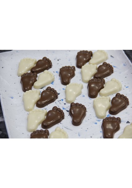 Beyaz Çikolata Dolgulu Bebek Paketi Sütlü Hediyelik Çikolata (500 Gr)