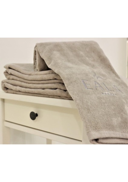 50x100-90x180 Bej İndantren Kadife Nakışlı Spa Banyo Havlu Seti