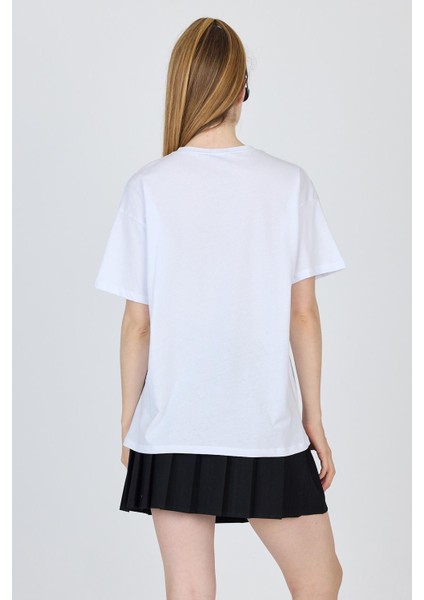 Beyaz Yazı Baskılı %100 Pamuk Oversize Tişört 2150-9M indirimleri