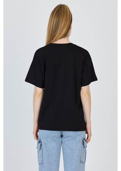 Siyah Yazı Baskılı %100 Pamuk Oversize Tişört 2150-9M fırsatları