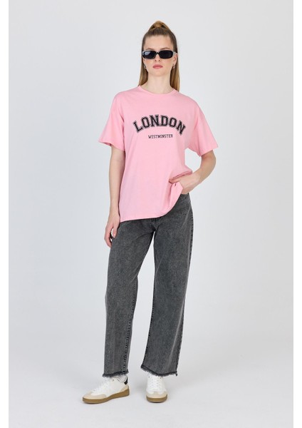 Pembe Yazı Baskılı %100 Pamuk Oversize Tişört 2150-9M modelleri