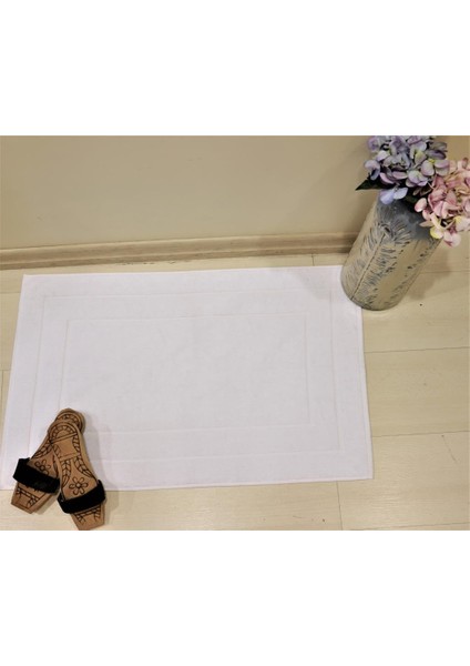 50x80 Paspas Beyaz Jakarlı Banyo Paspası Ev Otel Ayak Paspası