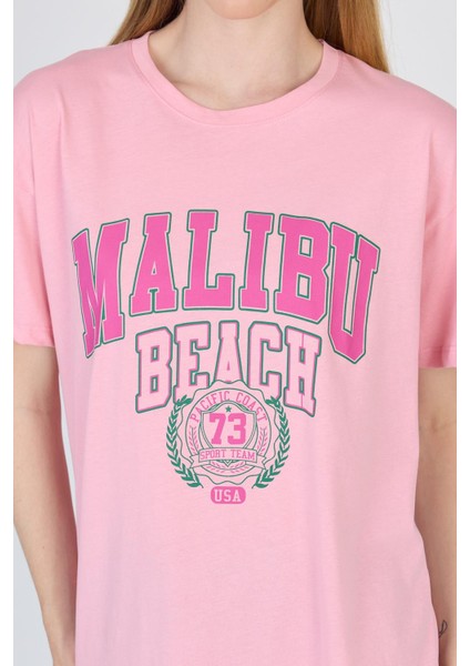 Pembe Yazı Baskılı %100 Pamuk Oversize Tişört 2150-17M fırsatları