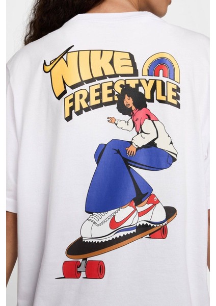 Sportswear Loose Fit Graphic Backprint Cotton T-Shirt Kadın Bol Kesim Pamuklu Tişört Beyaz fırsatları