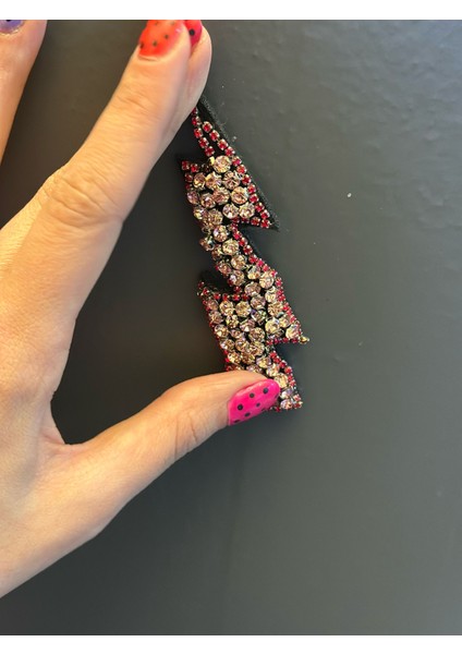 Kırmızı Taş Işleme Yıldırım Arma Dikiş Aksesuarı 10X5 cm fiyatları