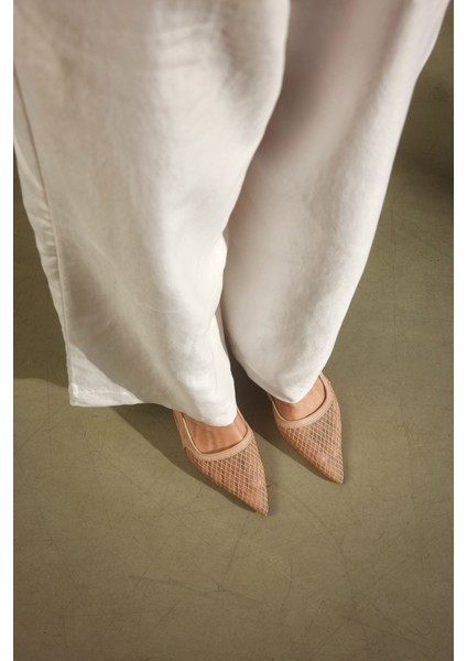 Bej Cilt File Detaylı Sivri Burun Kadın Topuklu Ayakkabı