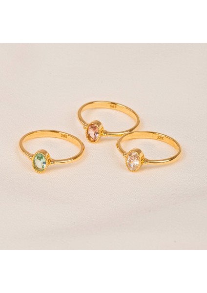 Gümüş Yüzük - 0.35 Karat Signity Swarovski Taşlı Güverseli Tektaş 925 Ayar Gümüş Yüzük