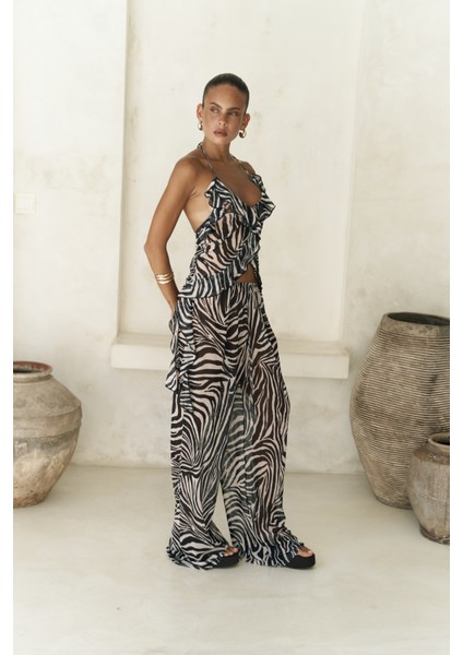 Sulliven Fırfır Detay Siyah Crop Pantolon Takım