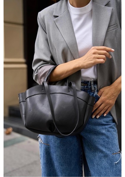 Modern Tasarımlı Geniş Hacimli Fermuarlı Kadın Shopper El ve Omuz Çantası