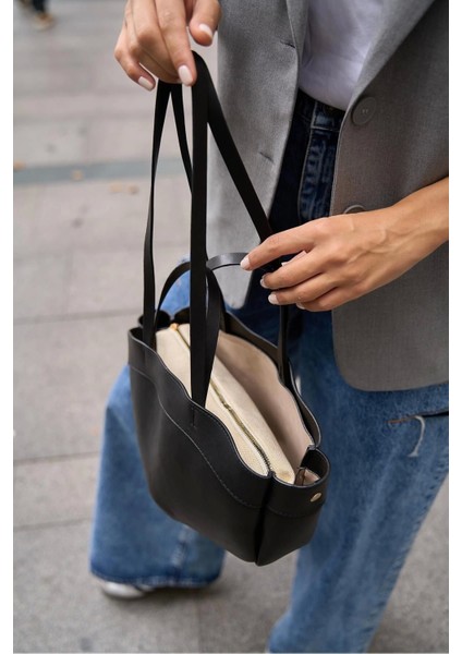Modern Tasarımlı Geniş Hacimli Fermuarlı Kadın Shopper El ve Omuz Çantası