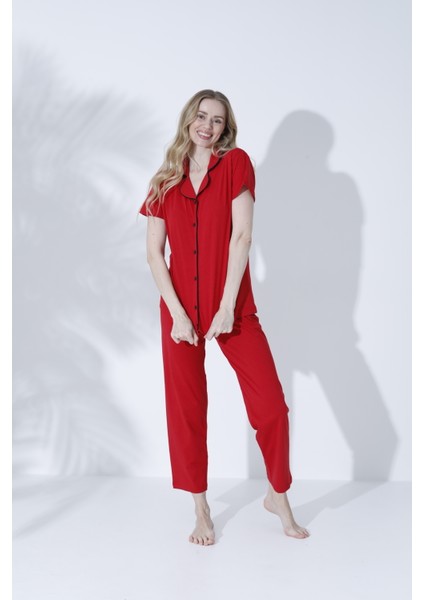 Kadın Biyeli Kısa Kollu Pamuklu Düğmeli Rahat Pijama Takımı