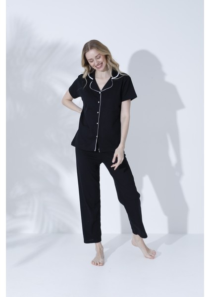 Kadın Biyeli Kısa Kollu Pamuklu Düğmeli Rahat Pijama Takımı