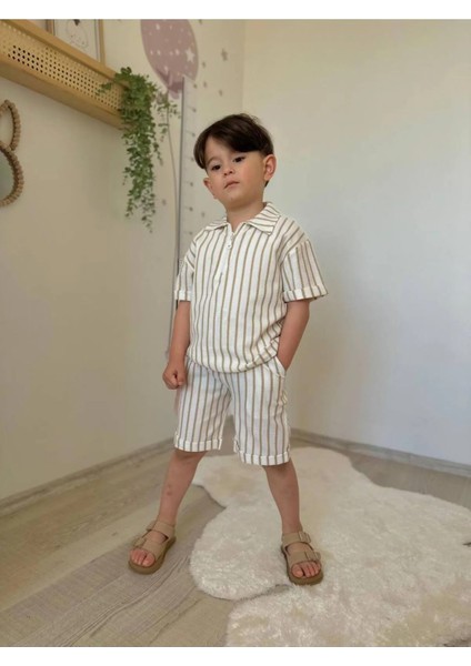 Bayramlık Erkek Çocuk Tarz Çizgili Şortlu Takım