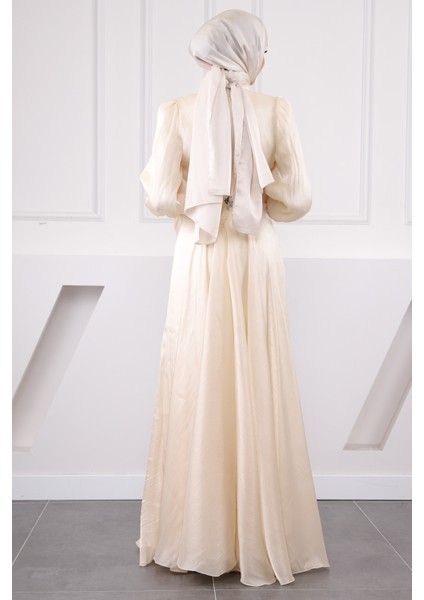 Krem Yan Bağlamalı Kol Detaylı Abiye modelleri