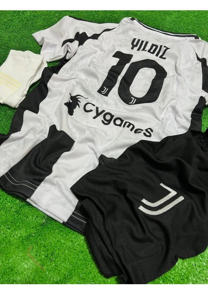 Juventus Kenan Yıldız 24/25 Yeni Sezon 10 Numara Forması Hedyeli 4lü Set SM11