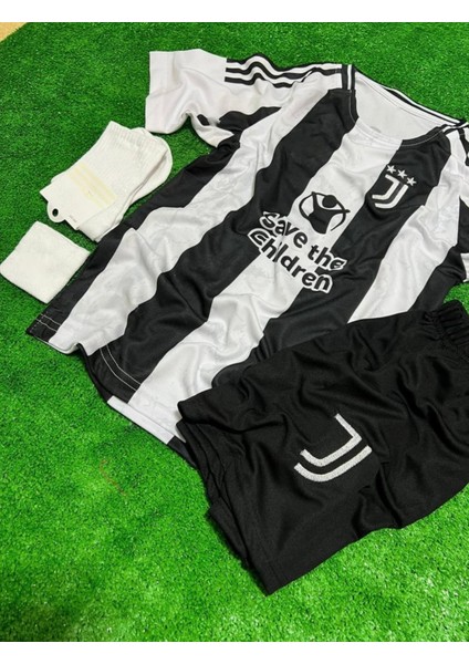 Juventus Kenan Yıldız 24/25 Yeni Sezon 10 Numara Forması Hedyeli 4lü Set SM11 fiyatları